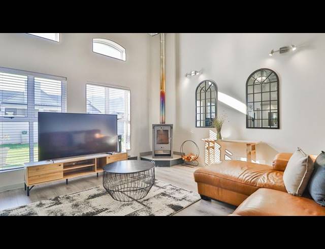 4 BEDROOM PROPERTY TO RENT IN KINGSWOOD GOLF ESTATE